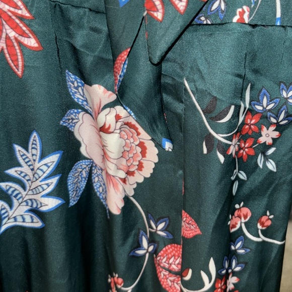 Women’s spaghetti strap midi satin dress with tie front and slit - Picture 7 of 7